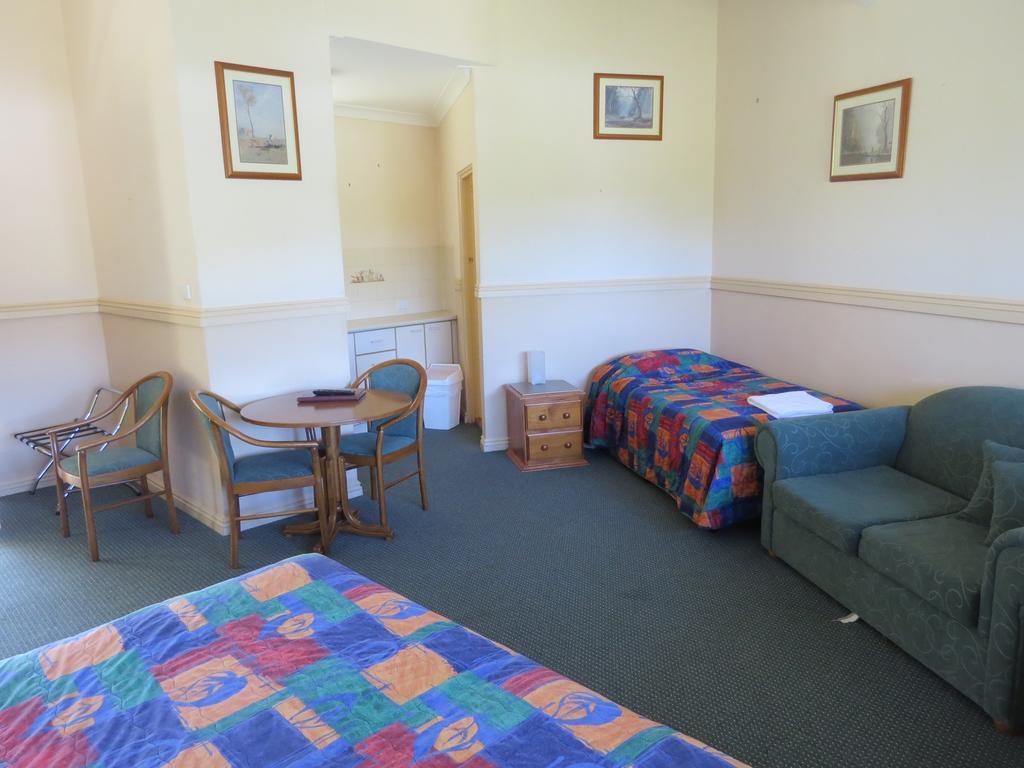 Golfview Lodge Bowral Phòng bức ảnh